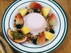 鲜果麦片奶冻配树莓酸奶-CHILLAX轻乐时(侨建·Hi City店)