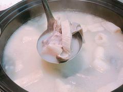 霸气竹笙王猪肚鸡-顺德公广东猪肚鸡·煲仔饭(白石洲店)