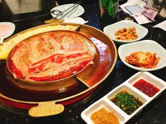 -猪啊牛呀羊啊铜盘烤肉(正大广场店)