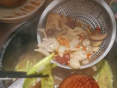 -蘑界·野生菌火锅(深业上城店)