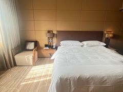 -昆明中心皇冠假日酒店