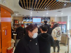 -闫家驴肉老店(华电一校店)