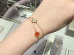 -梵克雅宝(国贸商城店)