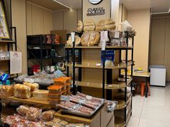 -秀云俄罗斯列巴屋(军星小区店)