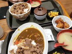 -砂之船奥莱(南京江宁店)