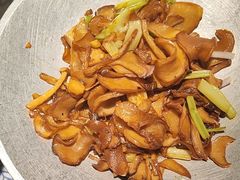 -卢大鲜鱼头捞饭(美利广场店)