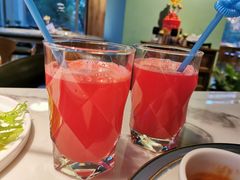 纯鲜榨果汁-MOCUS莫卡斯餐厅(祥云小镇店)