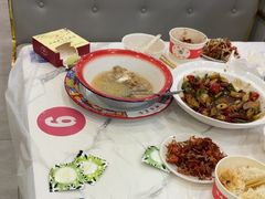 -江城燕子大排档(江汉路步行街店)