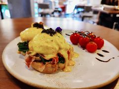 黑松露帕尔玛火腿班尼迪克蛋-UPPER KITCHEN(延安路店)