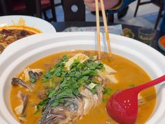 -川流不息·地道川菜·小龙虾(松东路店)