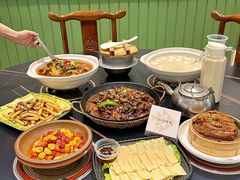 -鱼头泡饭·湖北菜·非物质文化遗产(岳家嘴总店)
