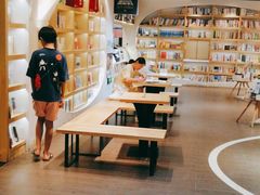 -钟书阁(珍园店)