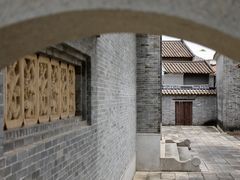 -碧江金楼