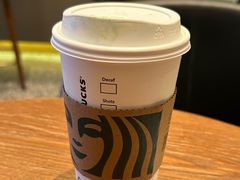 -星巴克臻选(上海虹桥新天地三店)