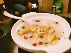 荔湾艇仔粥-卓粤拉肠(红庙店)