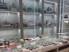 -FUN LUXURY范加奢品(蟠龙天地店)