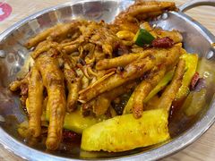 -江城燕子大排档(江汉路步行街店)