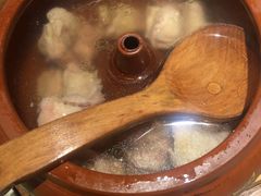 -云海肴·汽锅鸡·云南菜(天山百盛优客店)