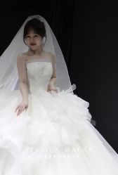 -茧曼婚纱礼服