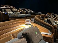 -百美汇影城(LUXE嘉里中心店)