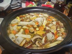-一朵菌·野生菌探索家火锅(南亚店)