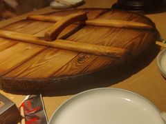 -万里闯关东铁锅炖菜馆(高新旗舰店)