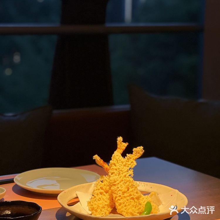 杭州美食[礼花]升级版山葵家给你更高级的用餐体验