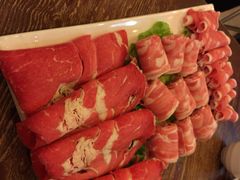 -小天鹅火锅·一线江景洪鼎旗舰店(洪崖洞店)