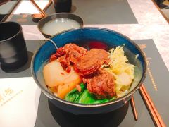 红烧牛腱面-馔豚·台北菜专门店(深圳湾万象城店)