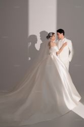 -雪中彩影婚纱摄影·微光艺术中心