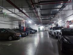 -189弄购物中心-地下停车场