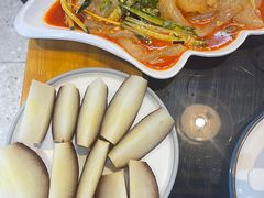 -炖四方东北铁锅炖·烧烤小龙虾(中豪国际店)