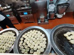 -小杨生煎(白玉兰广场店)