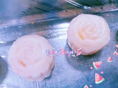 冰皮玫瑰馅月饼-吉林大学前卫南区-莘子园食堂