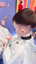 -Mini Me儿童美发王国(友好时尚购物城店)