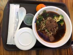 牛腩面-海昌极光餐厅