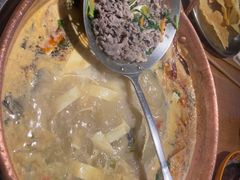 -洱火云南酸菜牛肉火锅(石景山当代商城店)