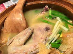 半鸡过桥米线-刀小蛮半只鸡过桥米线(家乐福四元桥店)