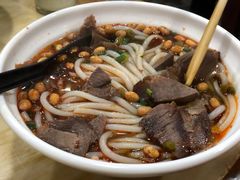 -覃肥叔桂林米粉(粮道街店)