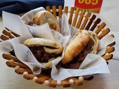 精品火烧-闫家驴肉老店(华电一校店)