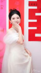 -欣薇婚纱(新源乐汇城店)