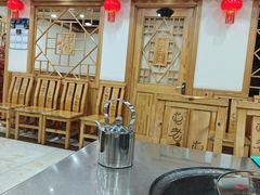 -屯老二农家铁锅炖·行业领军者(梅江店)