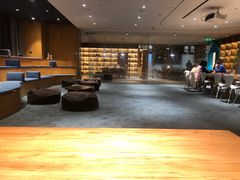 -蔚来中心(北京中关村店)