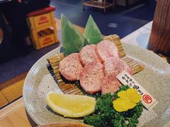厚切中落牛舌-肉问屋·元气一番烧肉(北京总店)