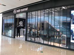 -HAIR CORNER