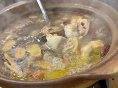 -威邵鸡煲(西华路总店)