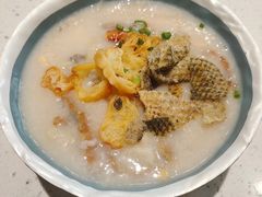 金牌荔湾艇仔粥-华辉拉肠(宝华店)