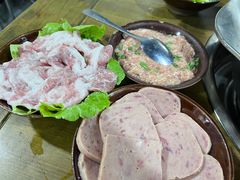 滑肉-正南齊北重庆老火锅(光华村直营店)