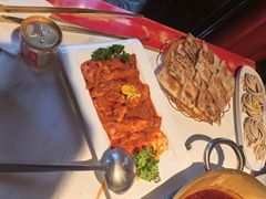 -小龙翻大江文化火锅(宽窄店)