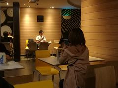 -麦当劳(中山公园龙之梦店)